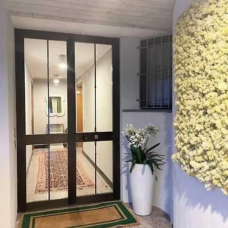Fronte Mare Con Parcheggio Privato * Viareggio